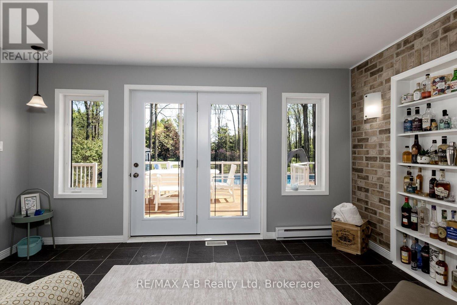 138 Huron Road, Perth South, Ontario  N0K 1X0 - Photo 19 - X13219622