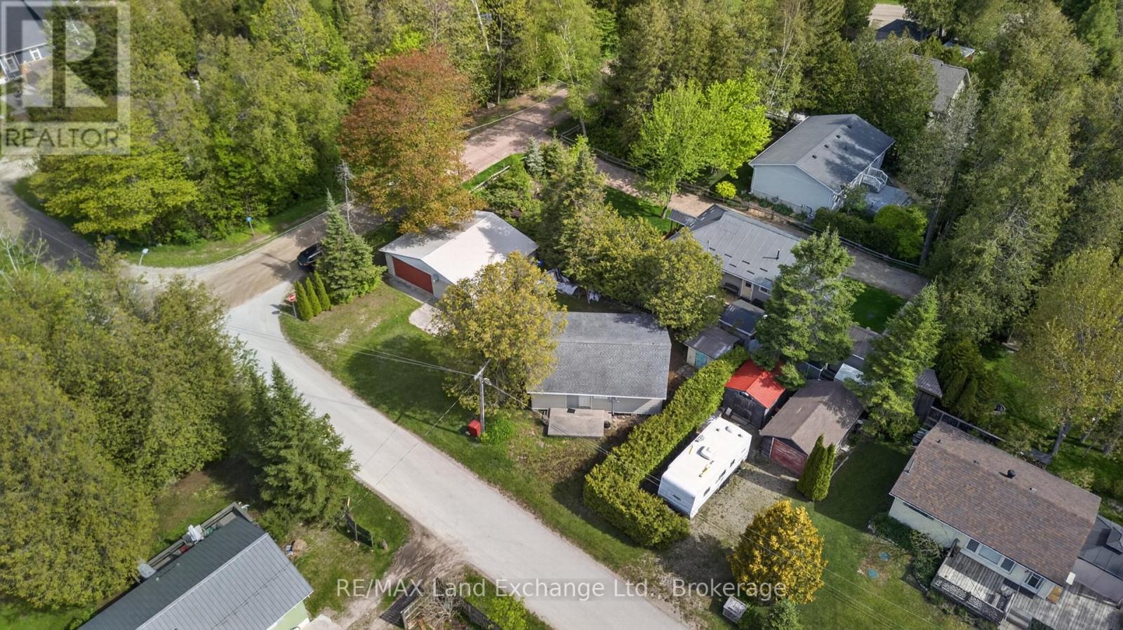 114 Sunrise Avenue, Huron-Kinloss, Ontario  N0G 2R0 - Photo 7 - X13219636