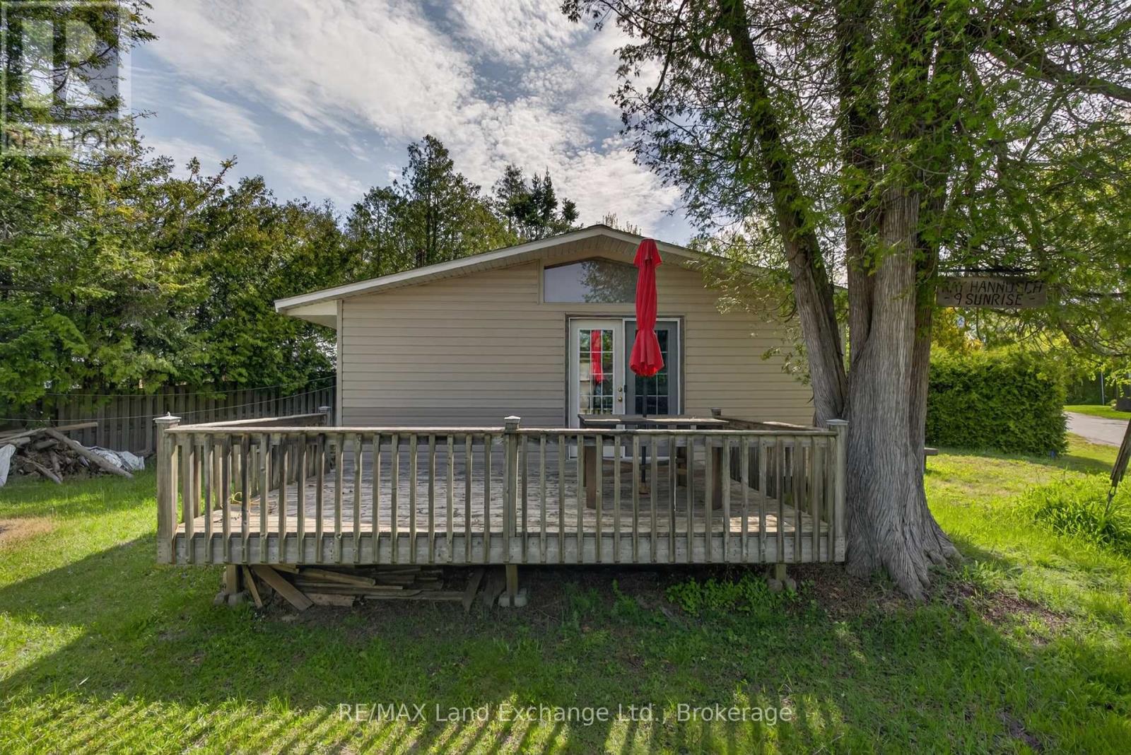 114 Sunrise Avenue, Huron-Kinloss, Ontario  N0G 2R0 - Photo 8 - X13219636