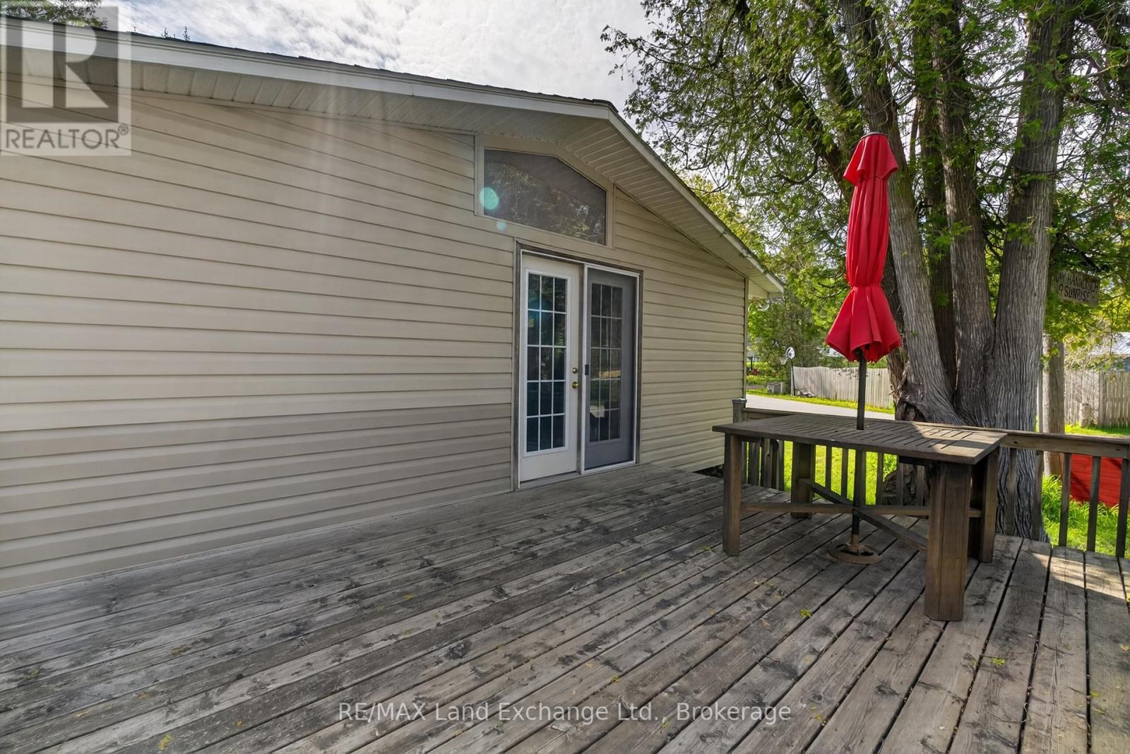 114 Sunrise Avenue, Huron-Kinloss, Ontario  N0G 2R0 - Photo 9 - X13219636