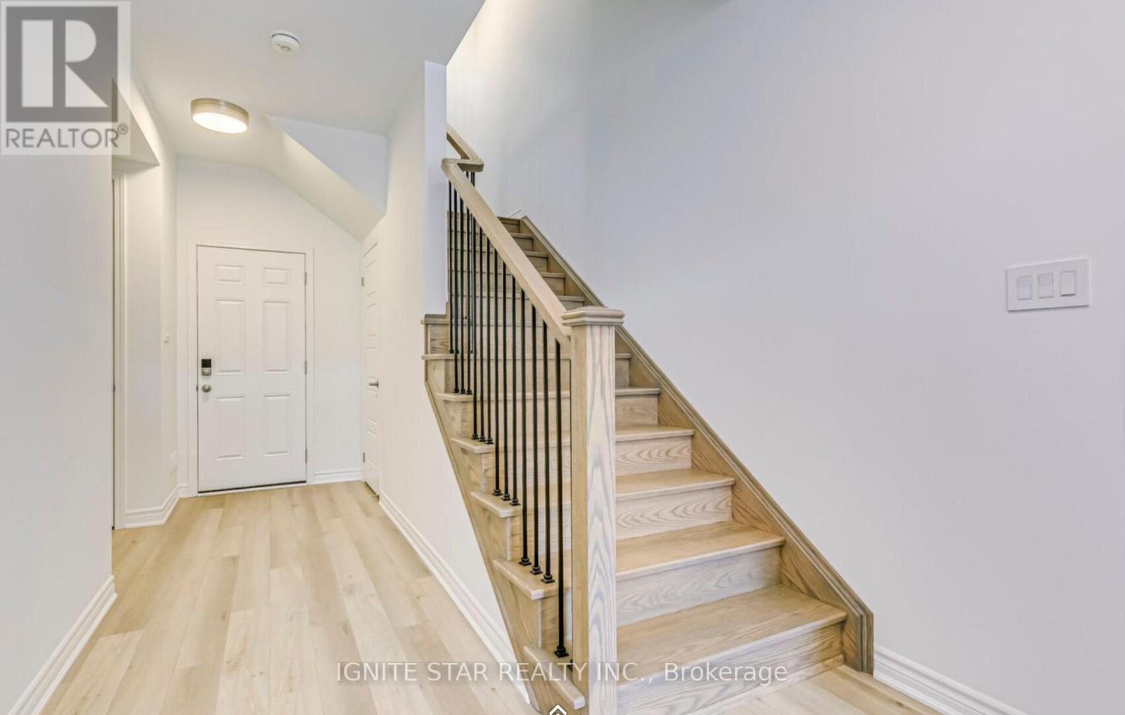 3038 Merrick Road, Oakville, Ontario  L6H 7Y2 - Photo 6 - W13219618