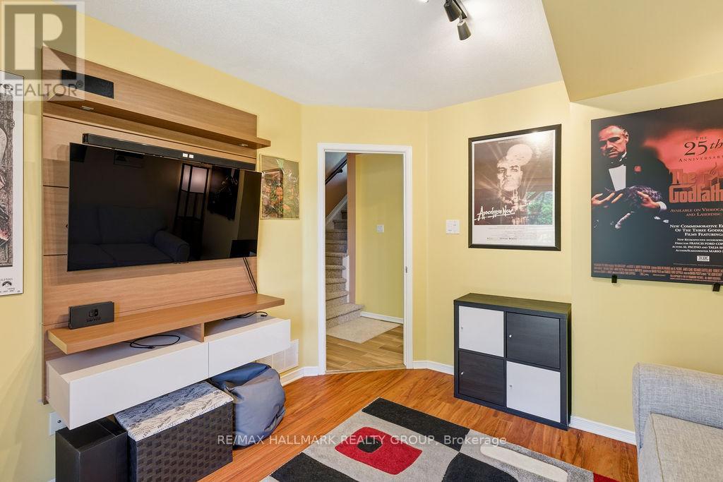 8 Pondside Private, Ottawa, Ontario K1K 4X3 - Photo 6 - X13219638