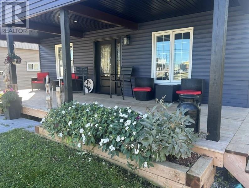 29 Vankoughnet  St. E., Little Current, Ontario  P0P 1K0 - Photo 4 - 2128191