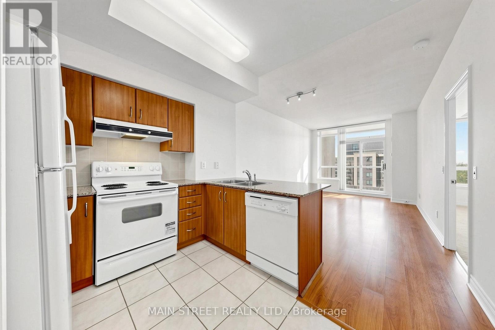 1408 - 60 Disera Drive, Vaughan, Ontario  L4J 9G1 - Photo 7 - N13219642