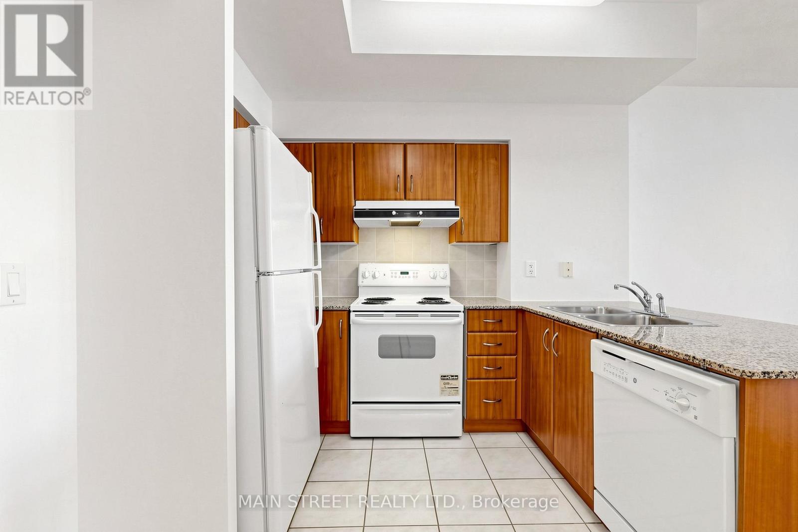 1408 - 60 Disera Drive, Vaughan, Ontario  L4J 9G1 - Photo 9 - N13219642