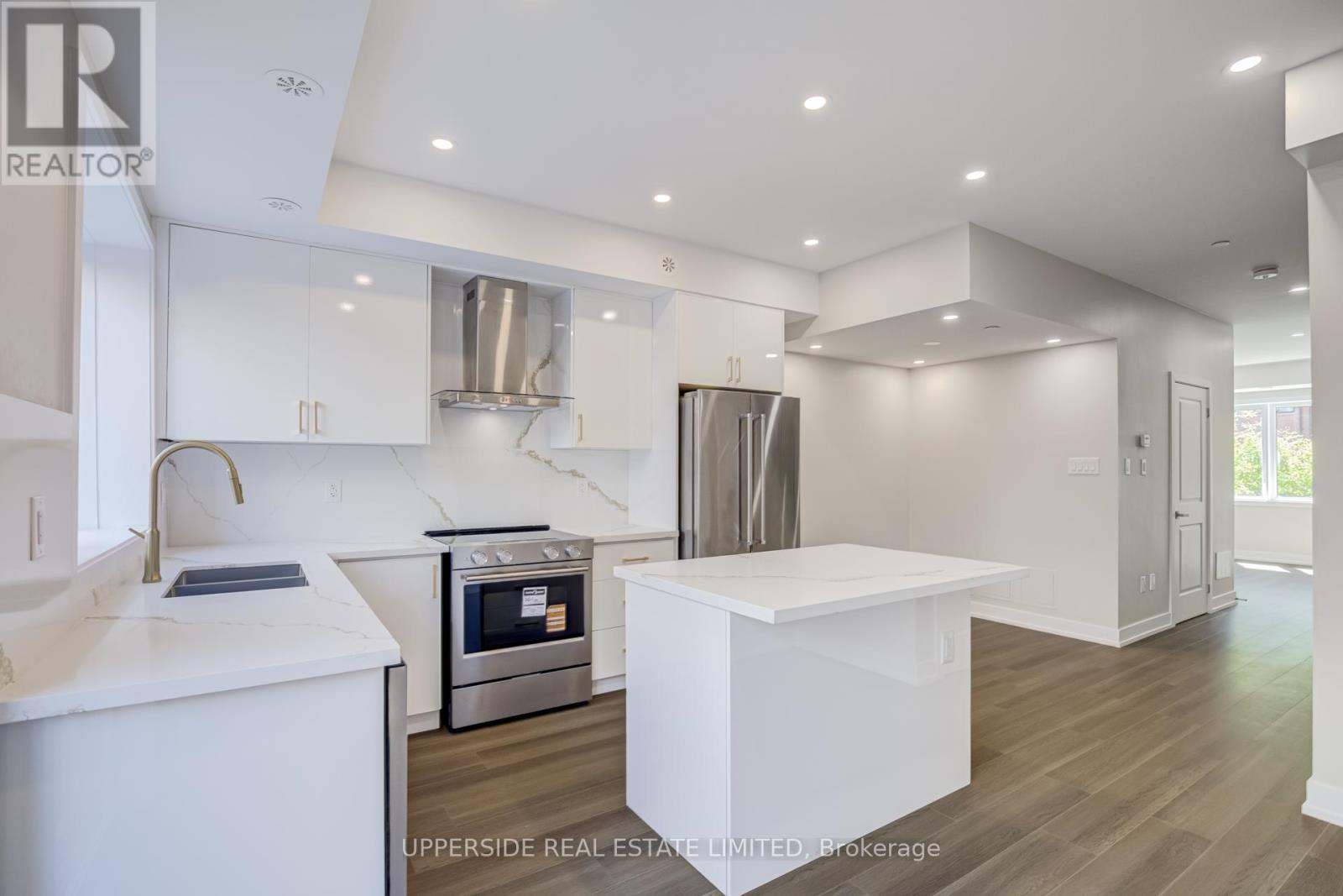 43 Frederick Tisdale Drive, Toronto, Ontario  M3K 2B8 - Photo 11 - W13219652