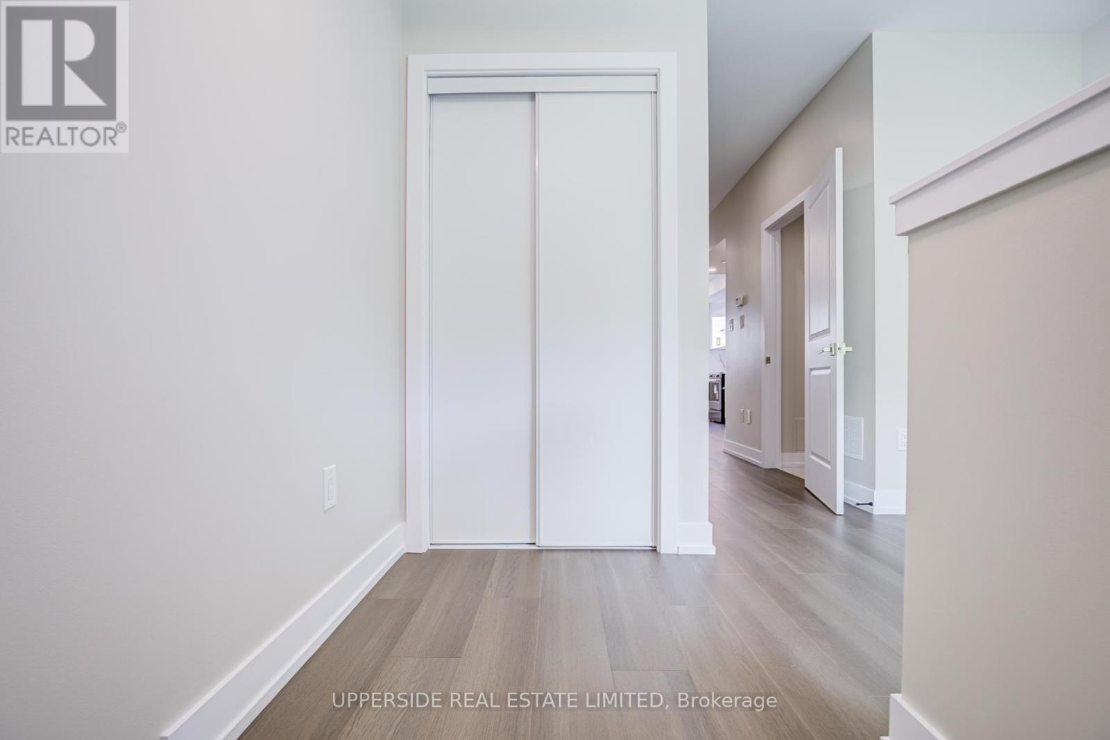 43 Frederick Tisdale Drive, Toronto, Ontario  M3K 2B8 - Photo 3 - W13219652