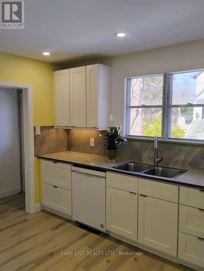 60 Mariposa Avenue, Ottawa, Ontario  K1M 0V1 - Photo 13 - X12892944