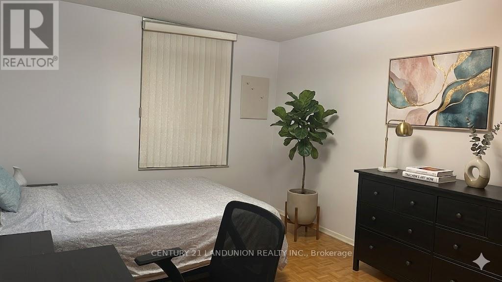 1706 - 2550 Pharmacy Avenue, Toronto, Ontario  M1W 1H9 - Photo 6 - E13219666