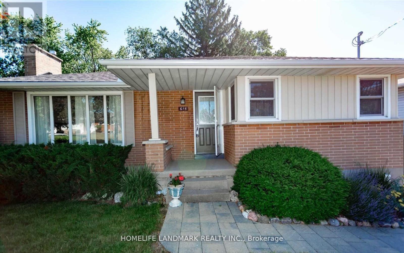 BASEMNT - 615 GIBBONS STREET, Oshawa, Ontario