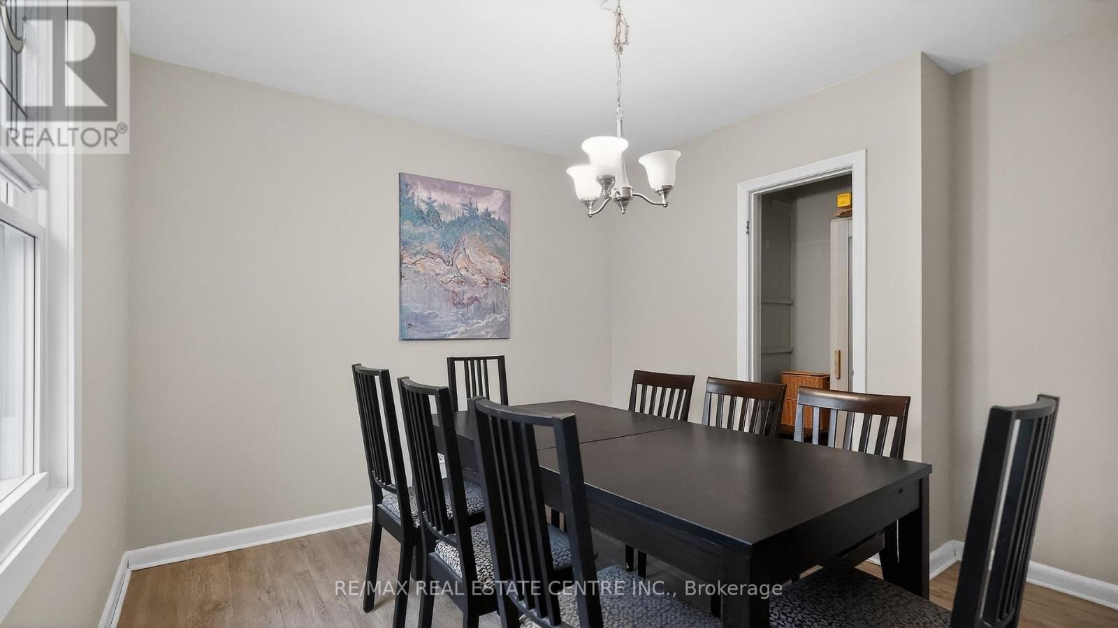 342 East 17th Street, Hamilton, Ontario  L9A 4M8 - Photo 12 - X13219662