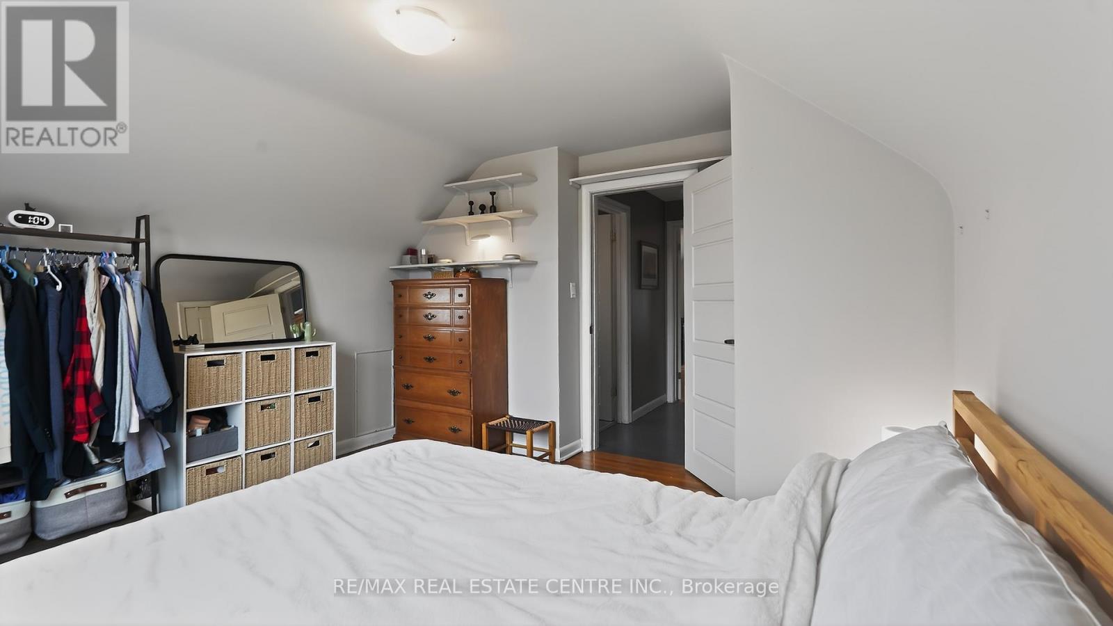 342 East 17th Street, Hamilton, Ontario  L9A 4M8 - Photo 18 - X13219662