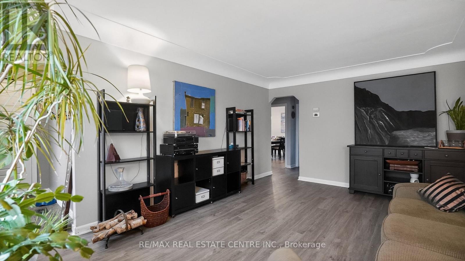 342 East 17th Street, Hamilton, Ontario  L9A 4M8 - Photo 6 - X13219662