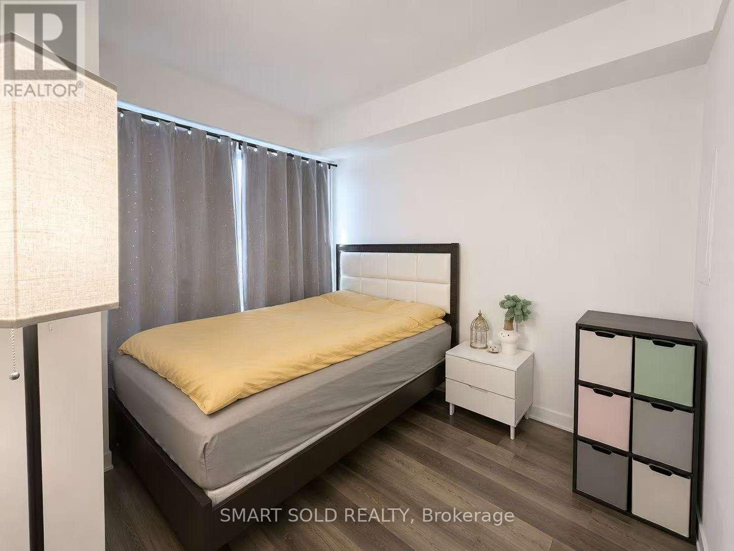 1001 - 75 Canterbury Place, Toronto, Ontario  M2N 0L2 - Photo 6 - C13219676