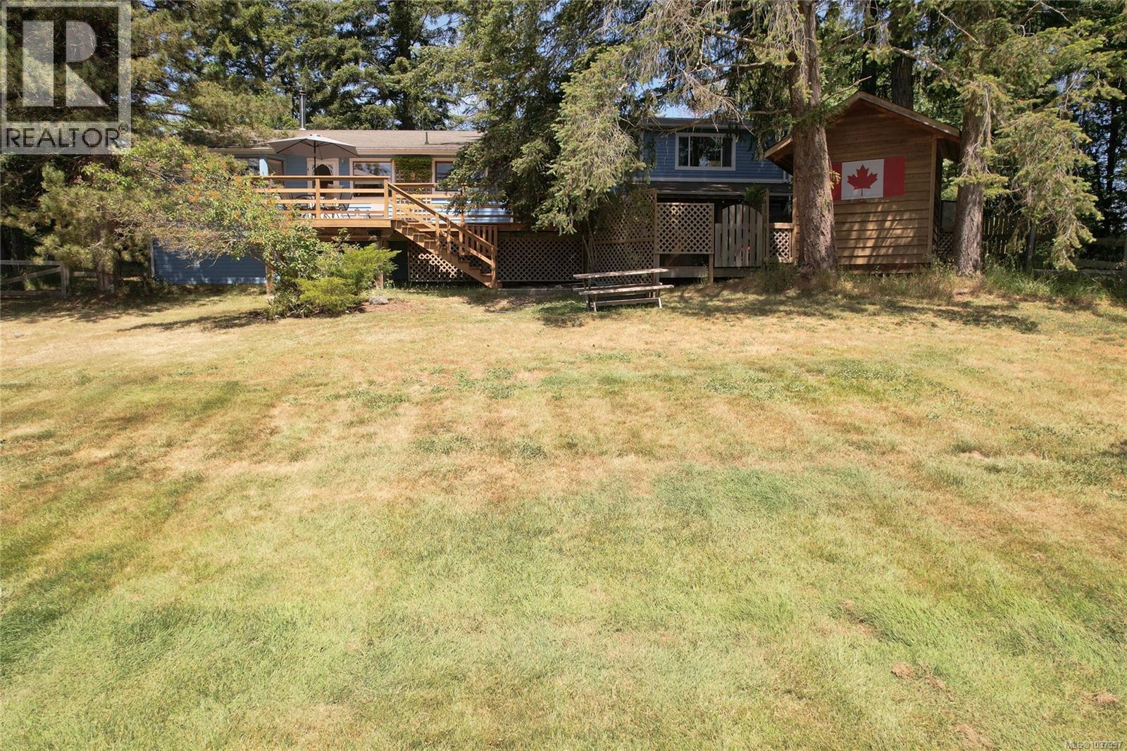 105 Byron Rd, Salt Spring, British Columbia  V8K 1C8 - Photo 44 - 1037997