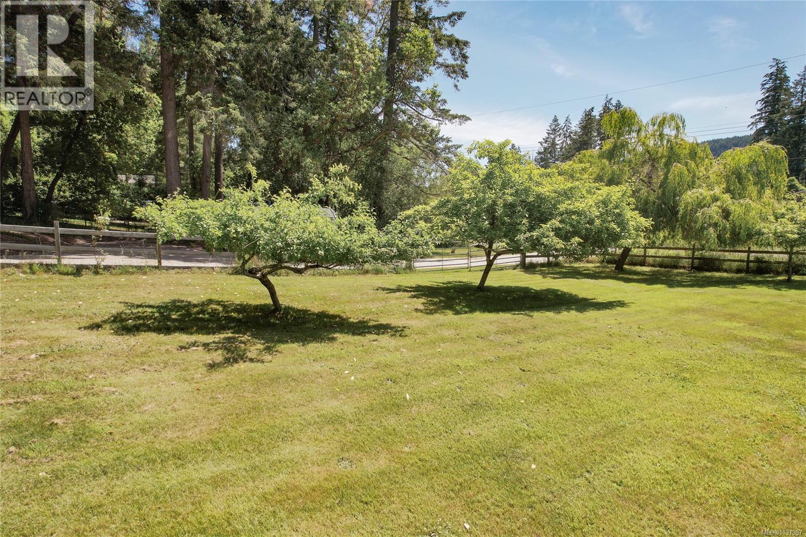 105 Byron Rd, Salt Spring, British Columbia  V8K 1C8 - Photo 43 - 1037997