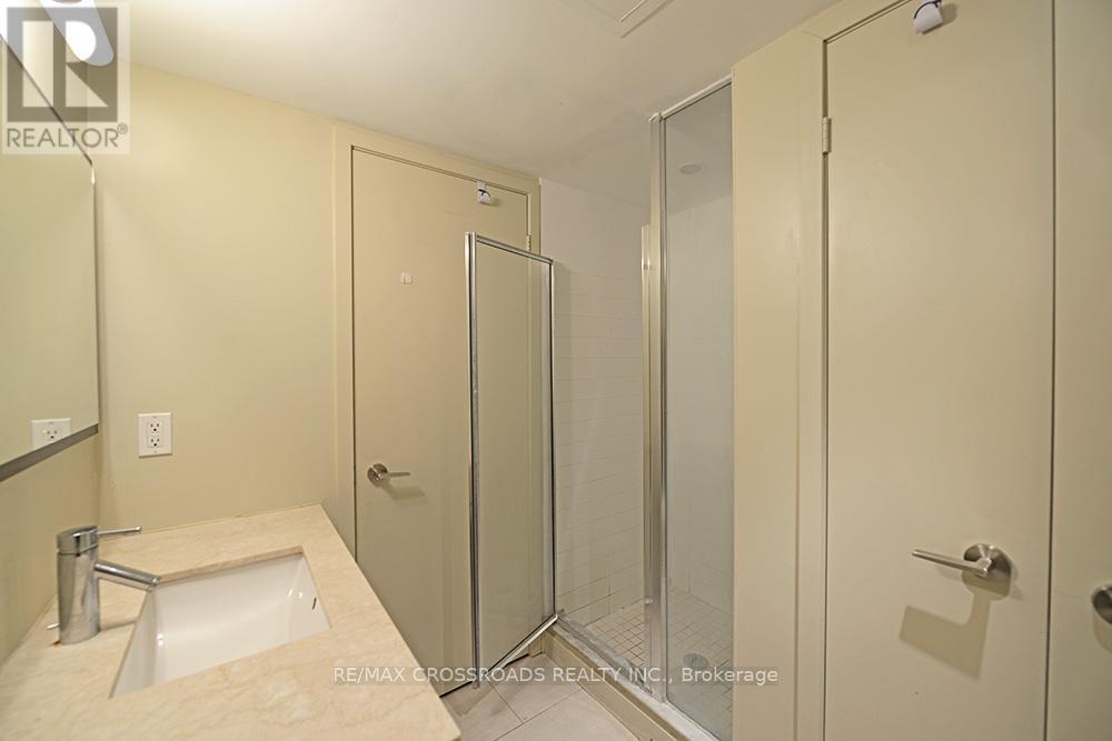 706 - 126 Simcoe Street, Toronto, Ontario  M5H 4E6 - Photo 11 - C13219700