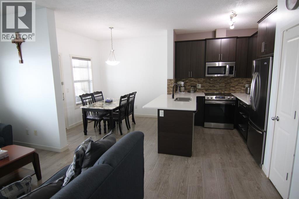 337 Copperpond Landing SE, Calgary, Alberta  T2Z 1G6 - Photo 9 - A2287168