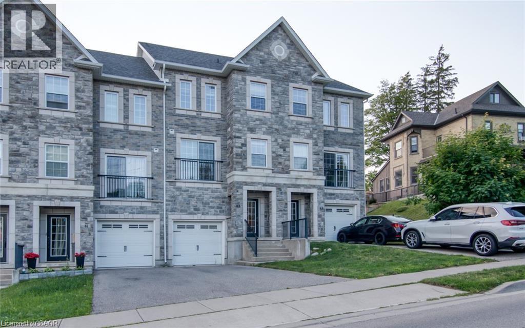 43 Woolwich Street, Kitchener, Ontario  N2K 1S2 - Photo 2 - 40812732