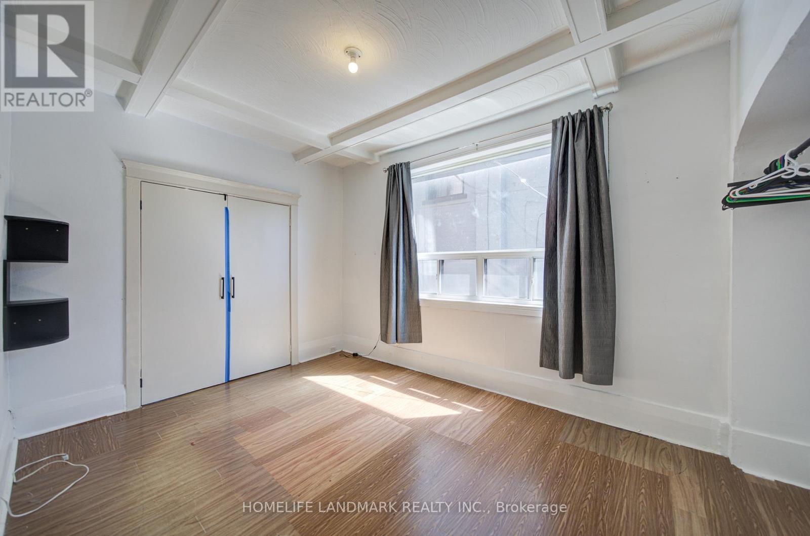 Main & Bsmt - 19 Armstrong Avenue, Toronto, Ontario  M6H 1V9 - Photo 7 - W13144626