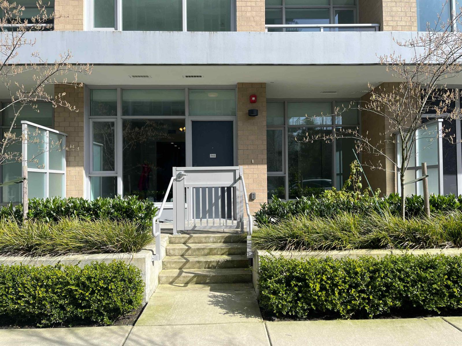3 13350 Central Avenue, Surrey, British Columbia  V3T 0S1 - Photo 5 - R3109507
