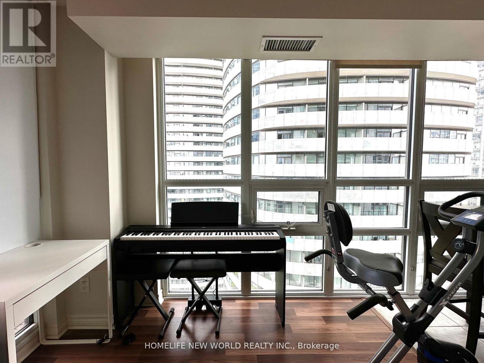 2506 - 19 Grand Trunk Crescent, Toronto, Ontario  M5J 3A3 - Photo 19 - C13219714