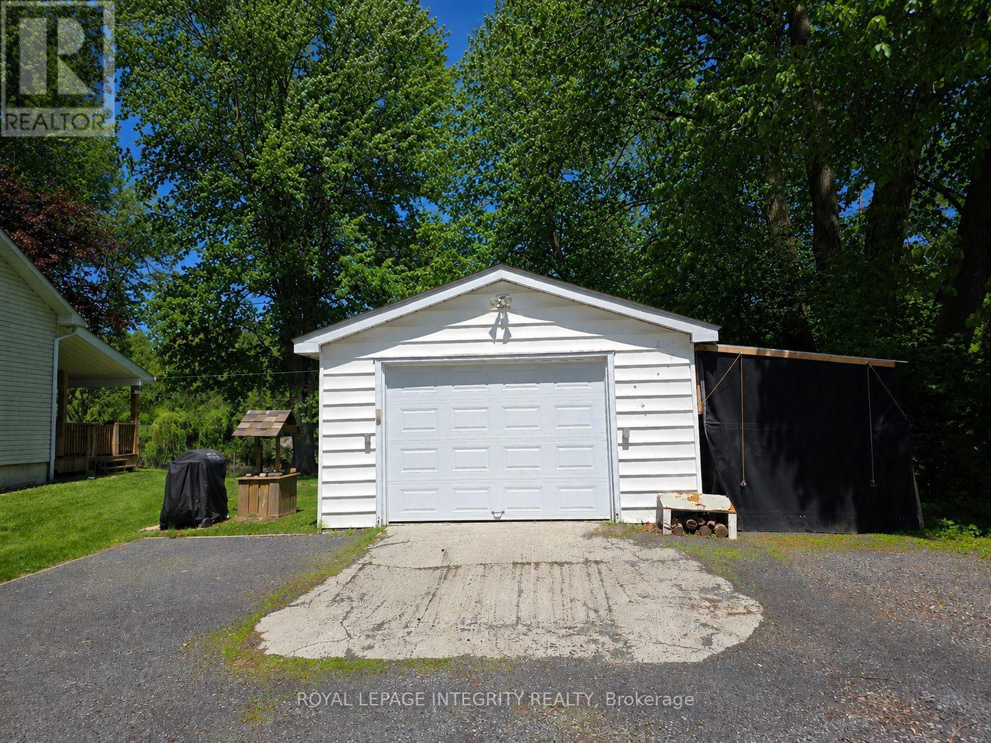 19825 Loyalist Road, South Glengarry, Ontario  K0C 2J0 - Photo 22 - X13219768