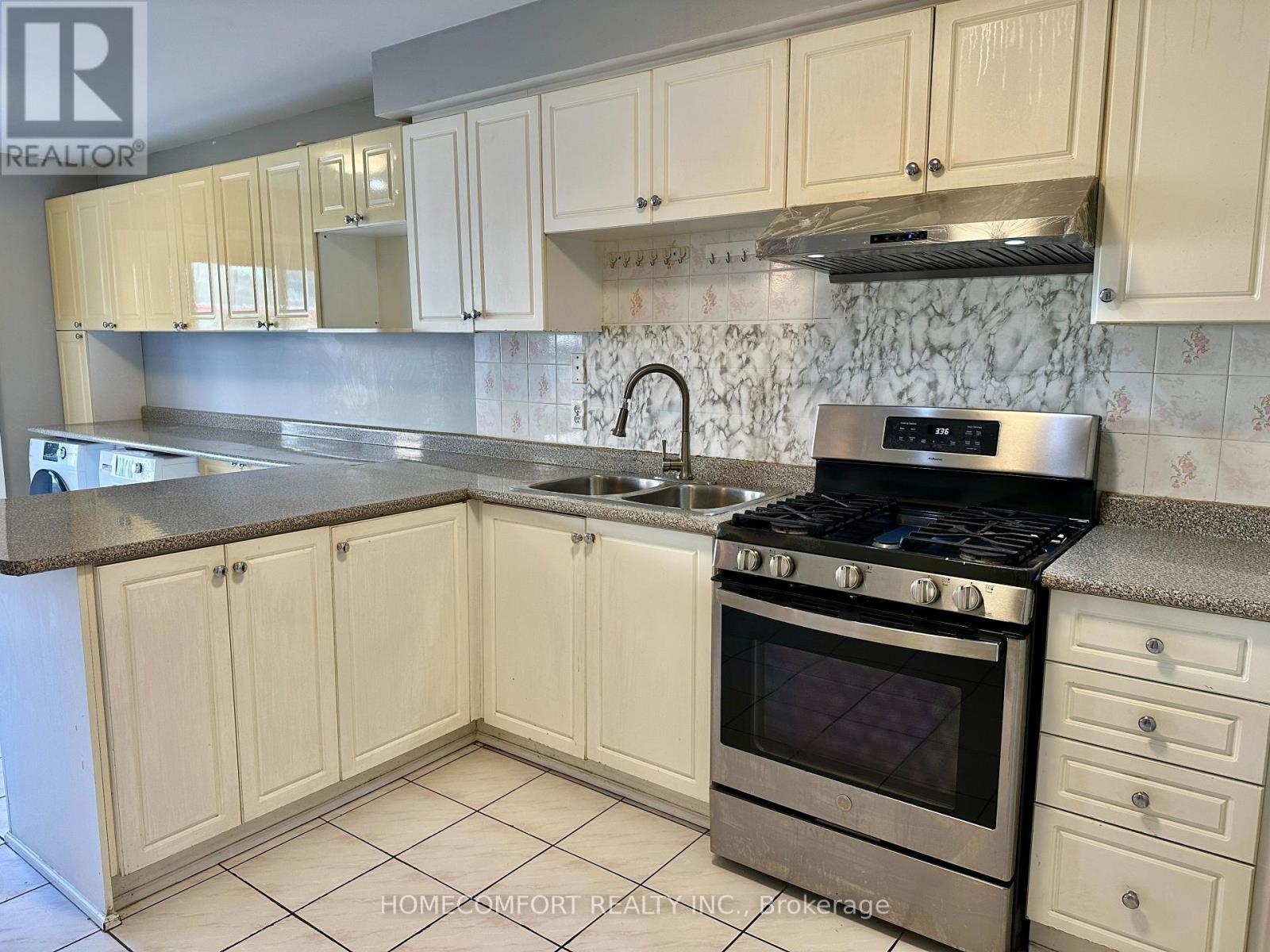 Main Fl - 29 Sophia Road, Markham, Ontario  L3S 3Y5 - Photo 9 - N13219742