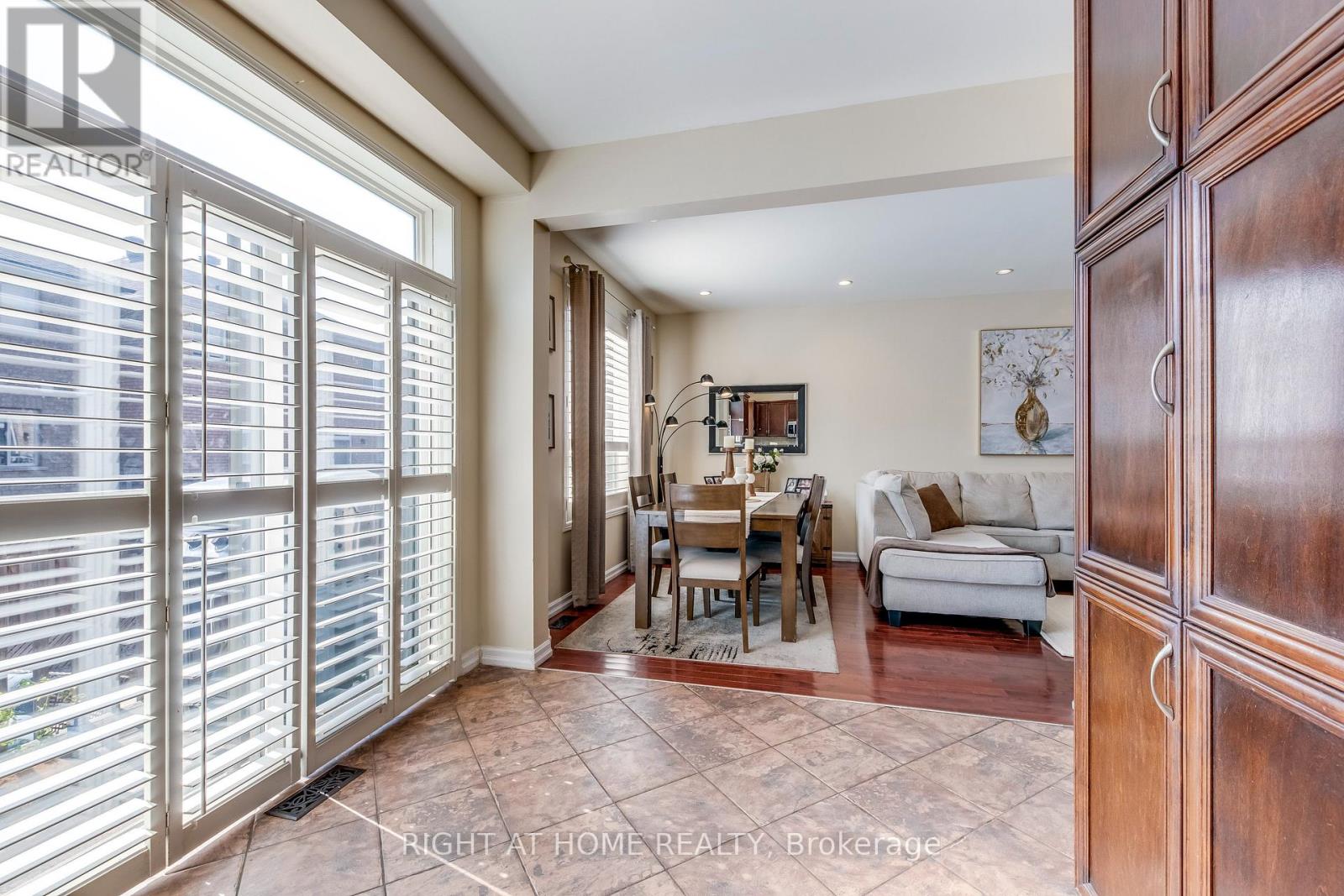 3048 Jenn Avenue, Burlington, Ontario  L7M 0C8 - Photo 9 - W13219766