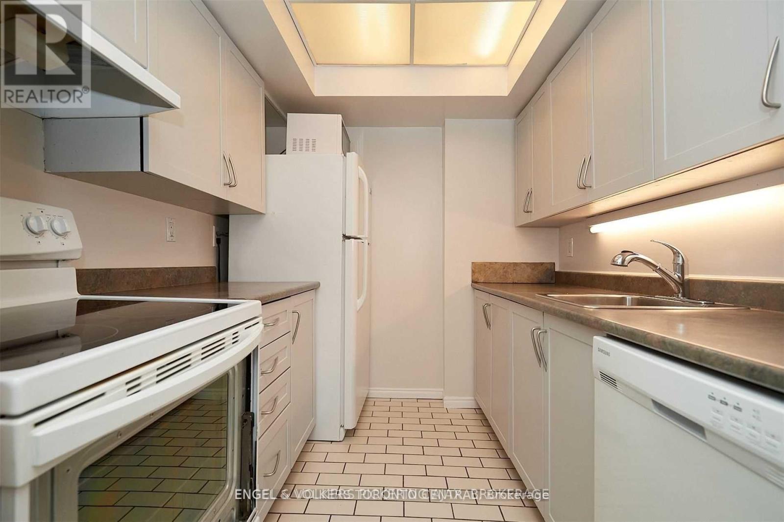 310 - 222 The Esplanade Street, Toronto, Ontario  M5A 4M8 - Photo 10 - C13219814