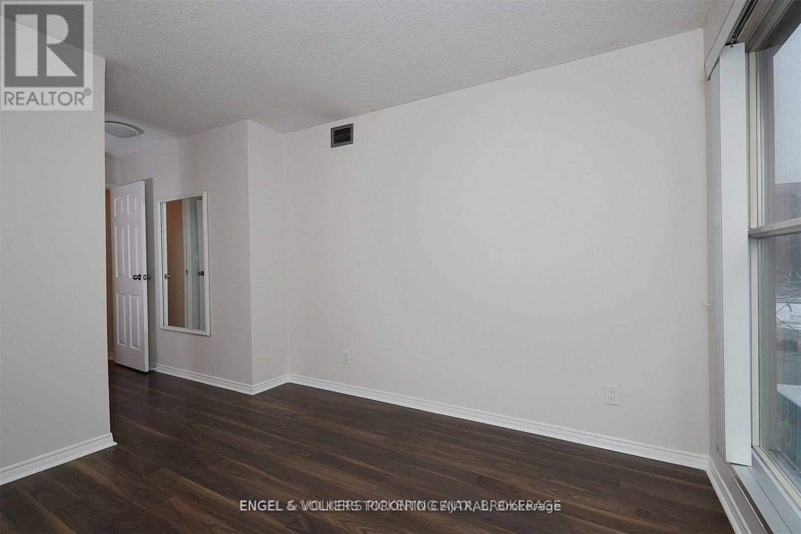 310 - 222 The Esplanade Street, Toronto, Ontario  M5A 4M8 - Photo 3 - C13219814
