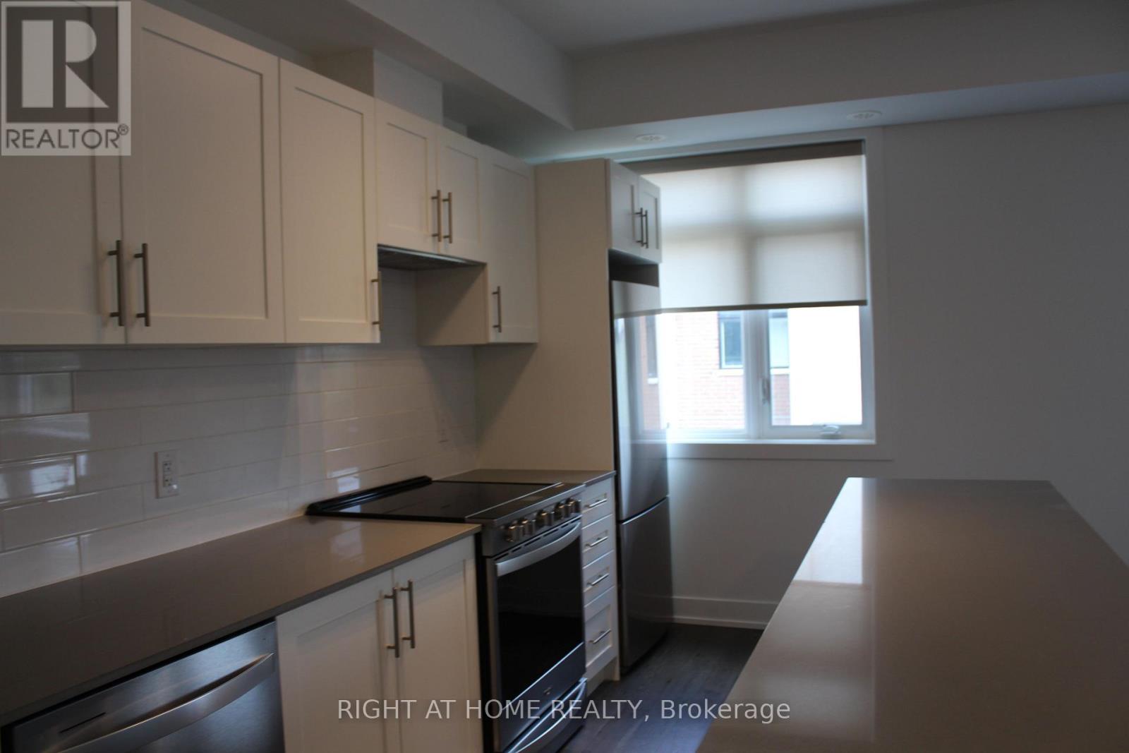 249 - 1075 DOUGLAS MCCURDY COMMON, Mississauga, Ontario