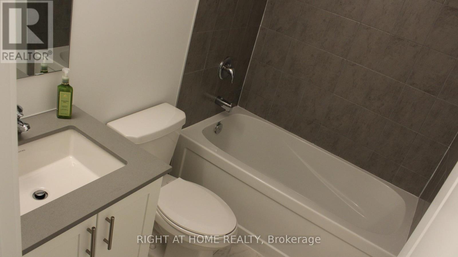 249 - 1075 Douglas Mccurdy Common, Mississauga, Ontario  L5G 0C6 - Photo 6 - W13219794