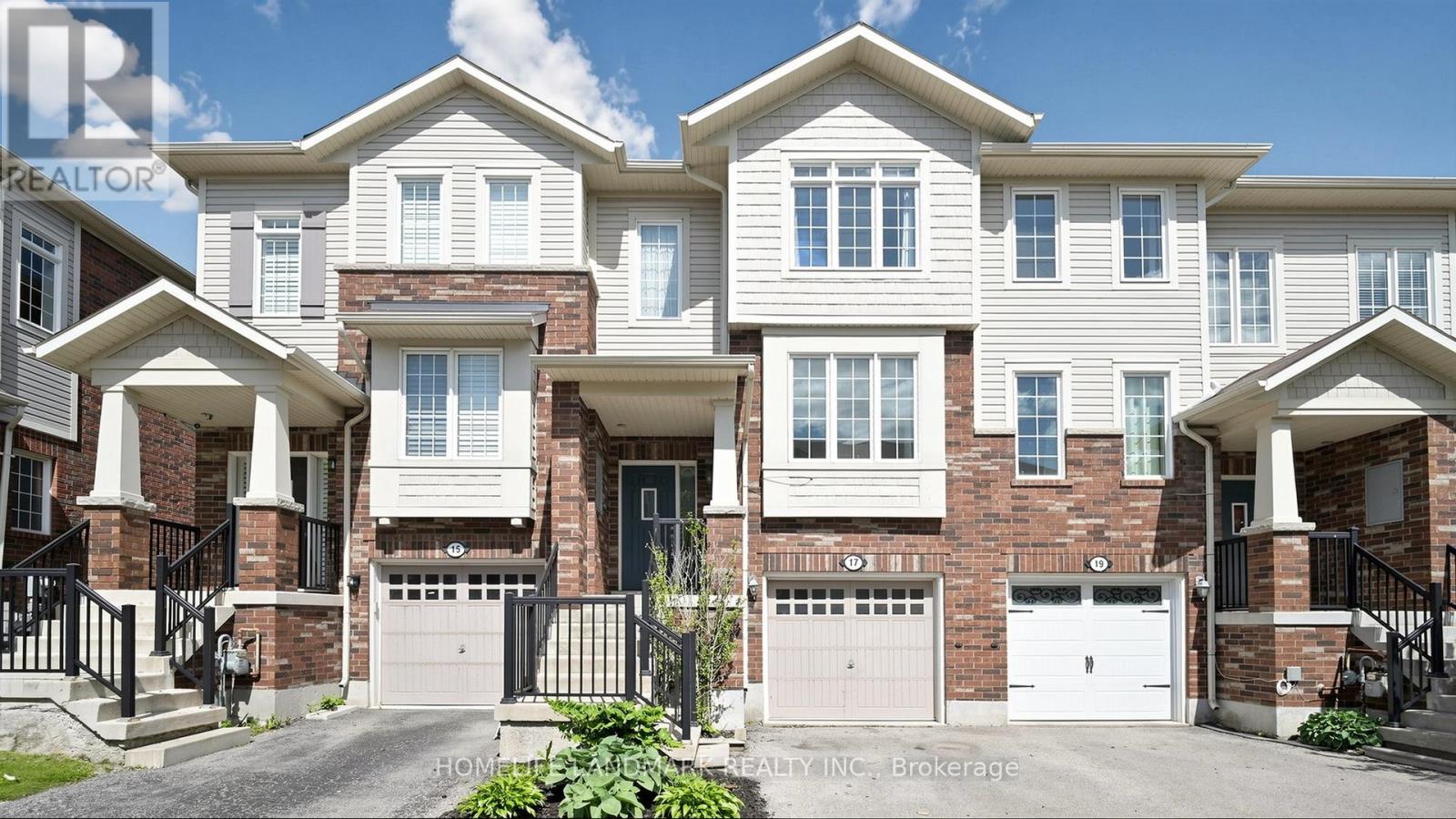 17 Hepworth Crescent, Hamilton, Ontario  L9K 0C4 - Photo 2 - X13219804