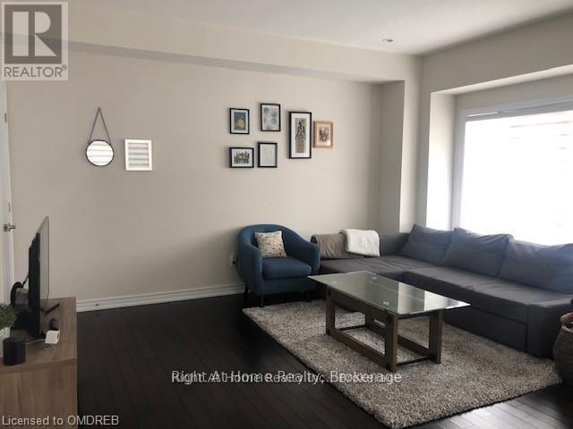 2353 Natasha Circle, Oakville, Ontario  L6M 1N9 - Photo 3 - W13219892
