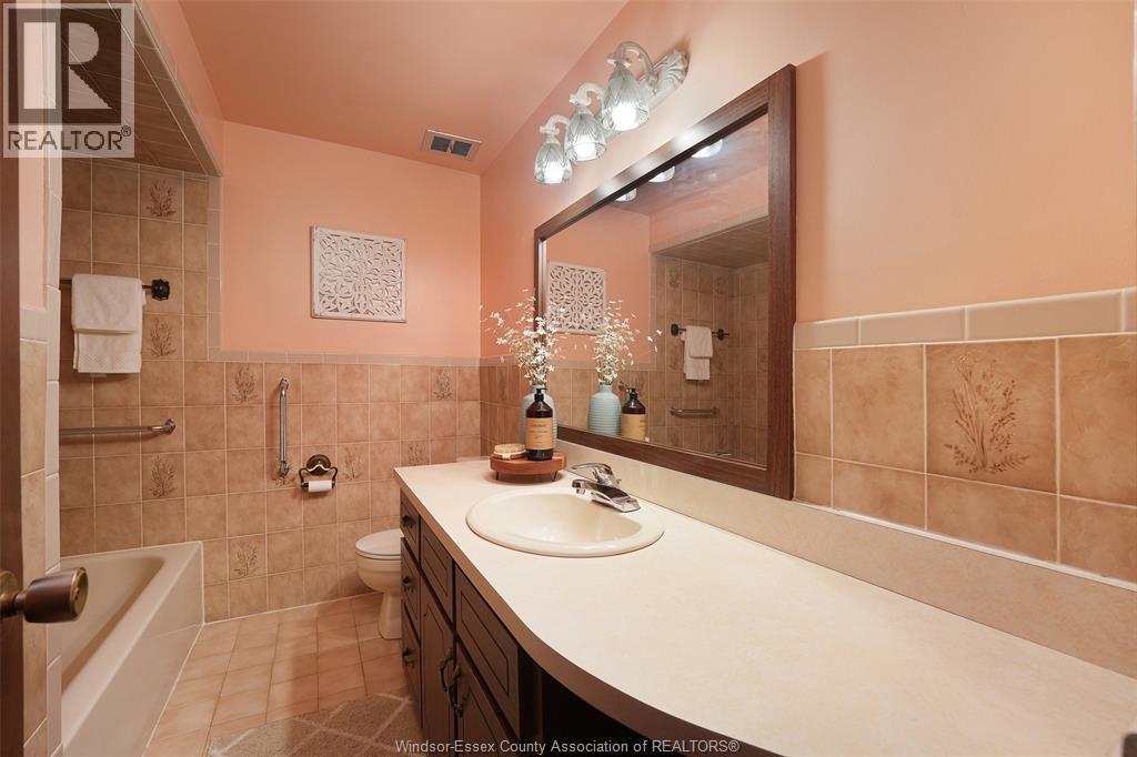 15527 County Rd 8, Essex, Ontario  N0R 1L0 - Photo 33 - 26012582