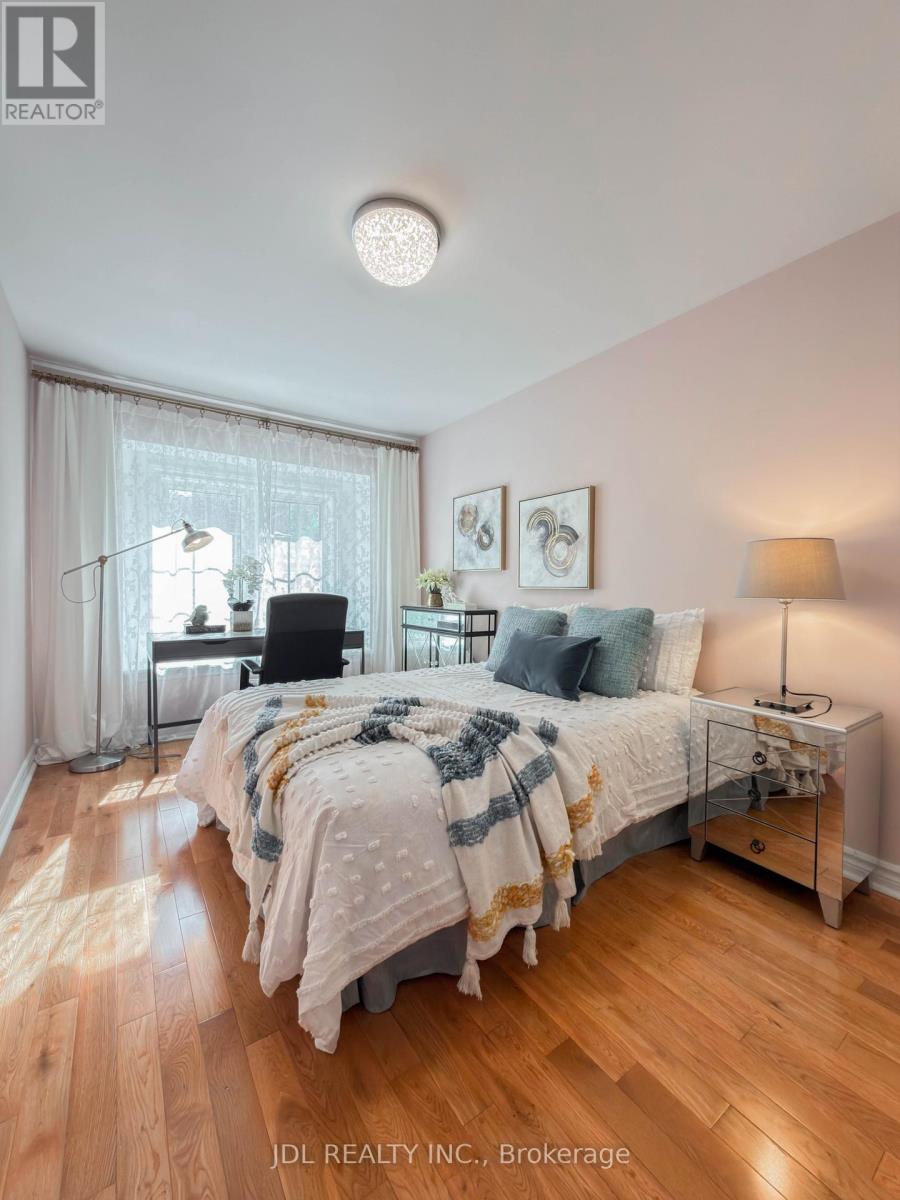 369 Kenneth Avenue, Toronto, Ontario  M2N 4V9 - Photo 41 - C13219698