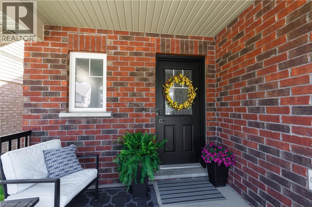 573 Isaiah Crescent, Kitchener, Ontario  N2E 0E6 - Photo 4 - 40835182