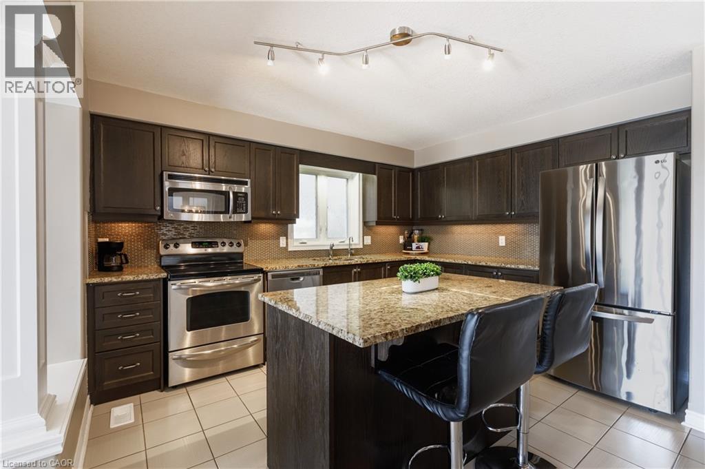 573 Isaiah Crescent, Kitchener, Ontario  N2E 0E6 - Photo 9 - 40835182