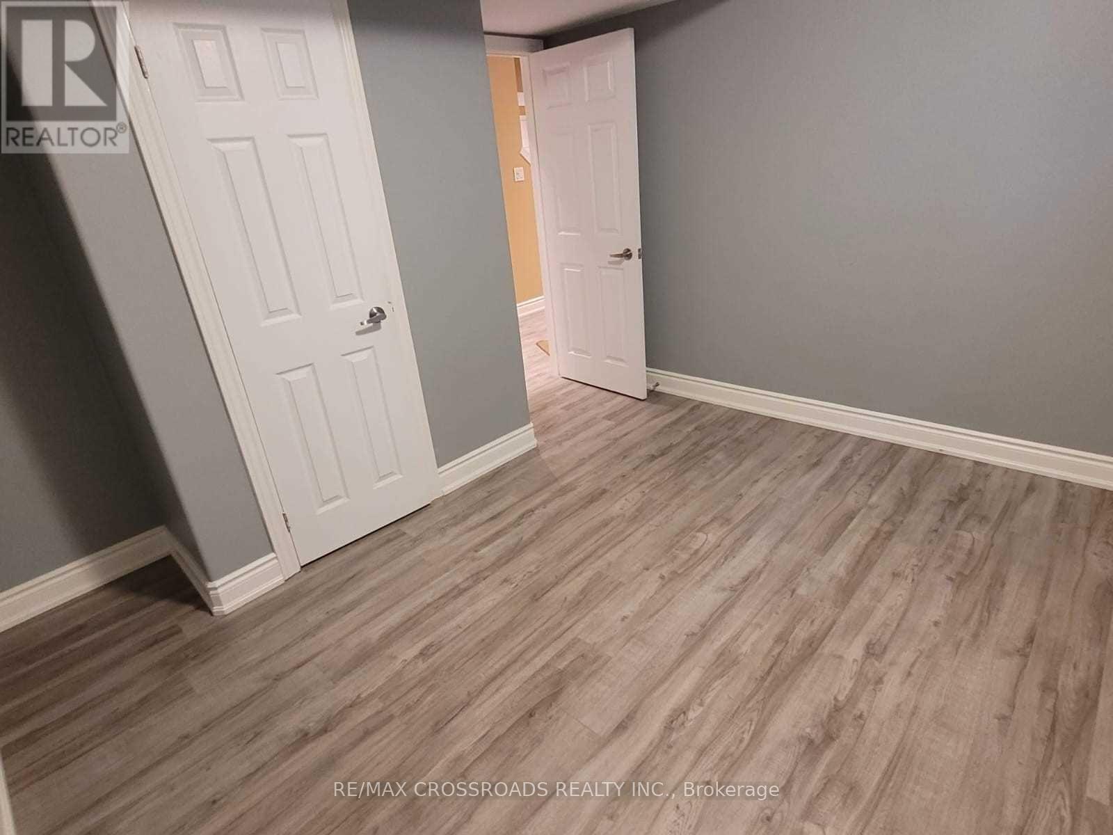 673 Bristol Road W, Mississauga, Ontario  L5R 3S3 - Photo 4 - W13214136