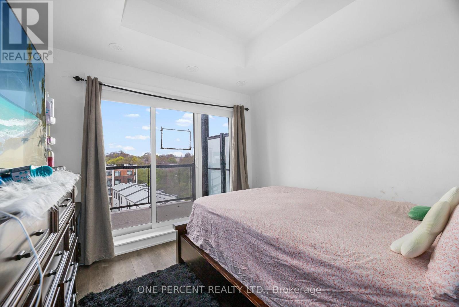 610 - 165 Canon Jackson Drive, Toronto, Ontario  M6M 0C4 - Photo 9 - W13082912