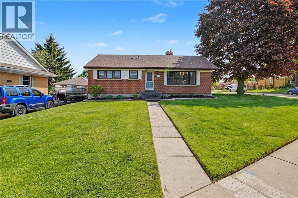 100 S Weber Street S, Waterloo, Ontario  N2J 2A3 - Photo 1 - 40822682