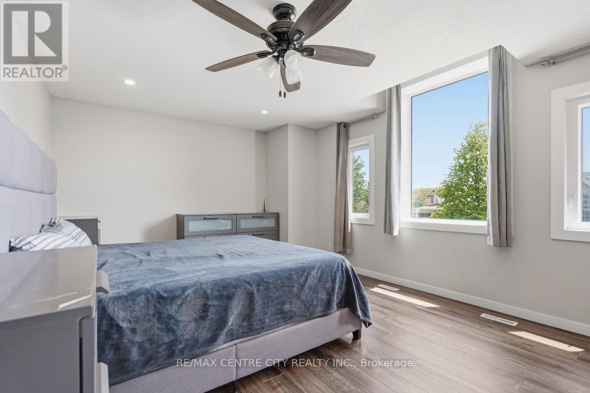 1141 Crosscreek Cres Crescent, London East, Ontario  N5Y 6H6 - Photo 14 - X13219882