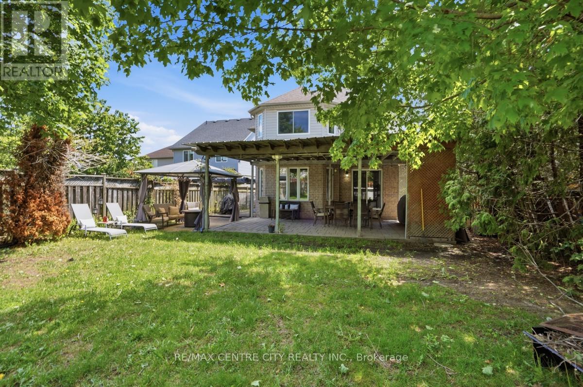1141 Crosscreek Crescent, London East (East A), Ontario  N5Y 6H6 - Photo 35 - X13219884