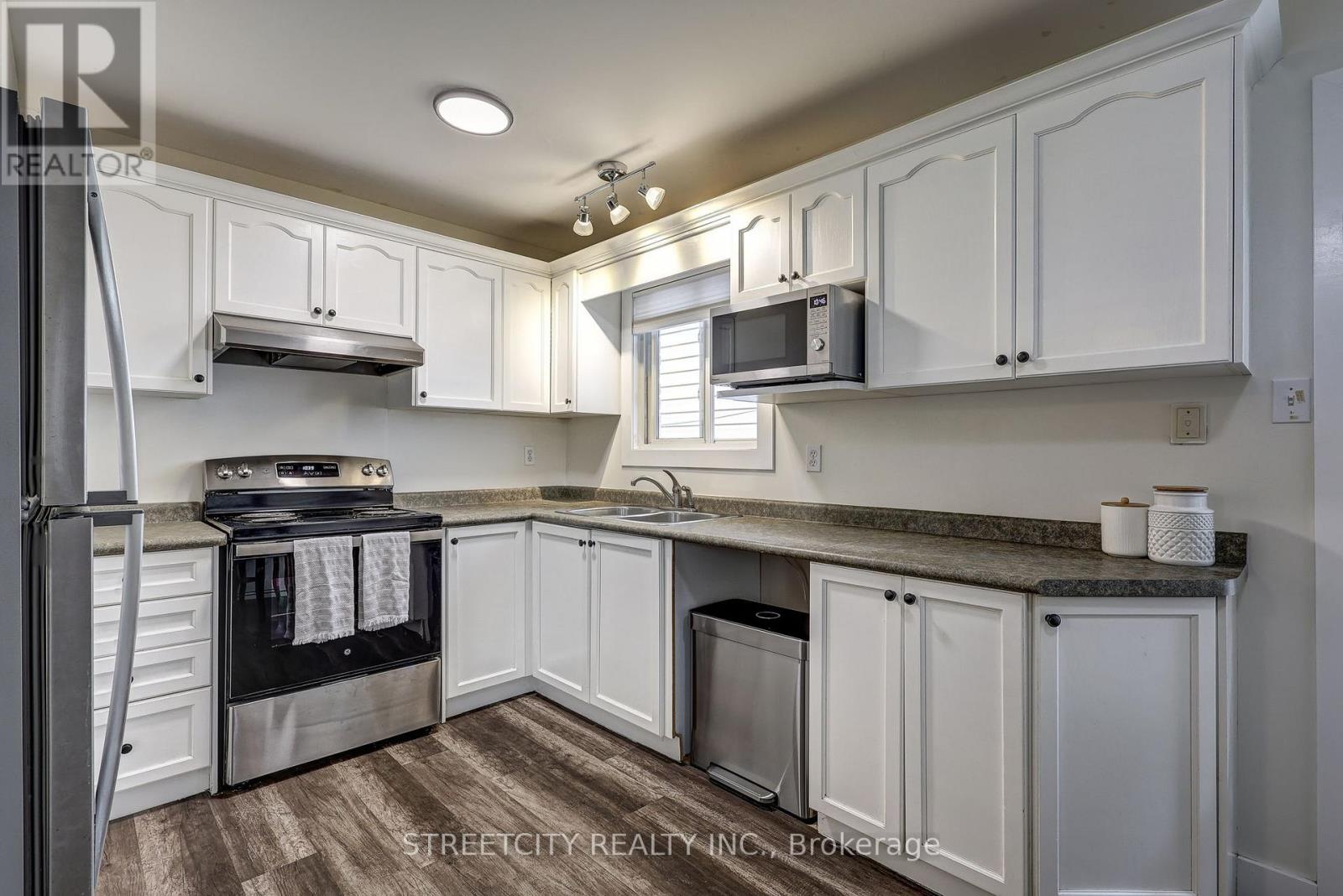 247 Exmouth Circle, London East (East I), Ontario  N5V 5G5 - Photo 12 - X13219962