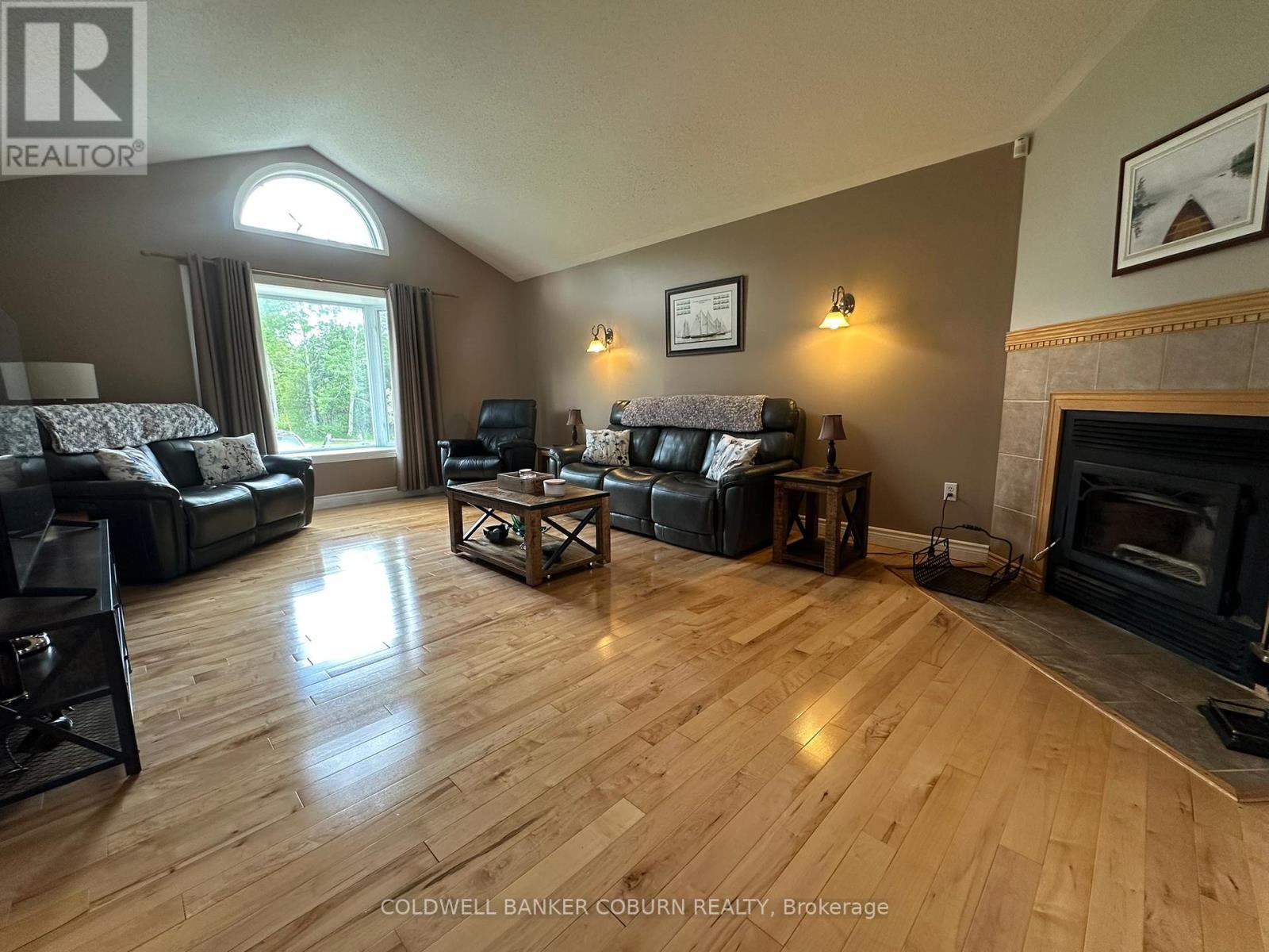 2480 Beach Road, North Grenville, Ontario  K0G 1T0 - Photo 3 - X13219972