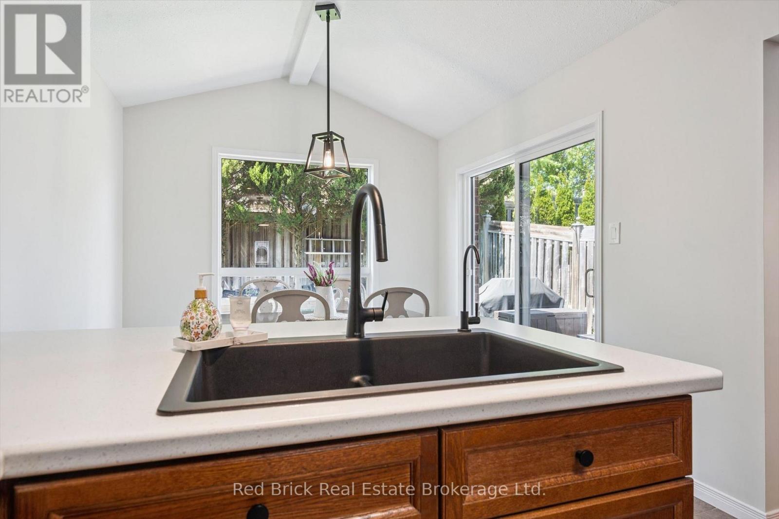 28 Davison Drive, Guelph, Ontario  N1E 0C1 - Photo 18 - X13219976