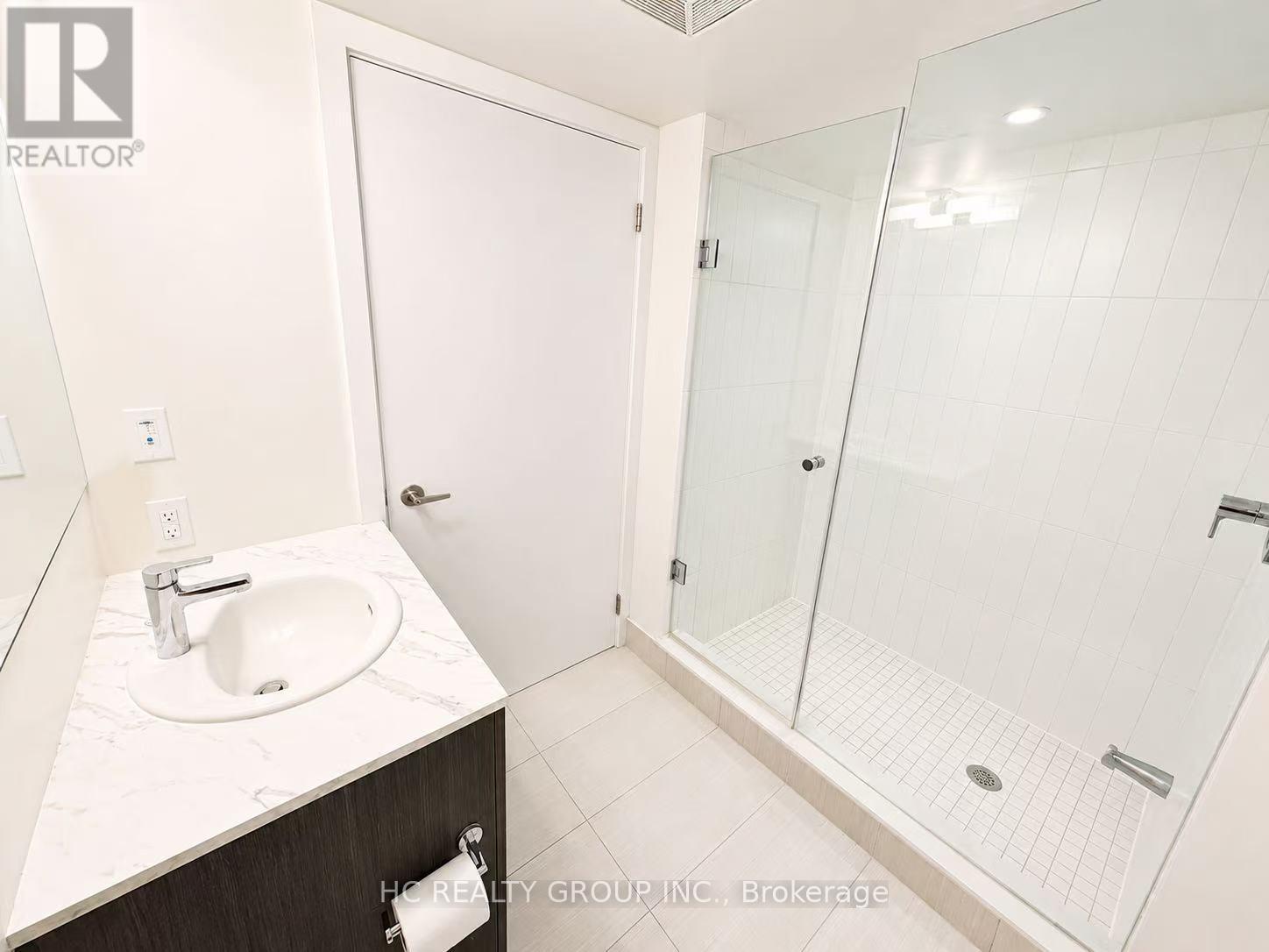1001 - 955 Bay Street, Toronto, Ontario  M5S 0C6 - Photo 15 - C13219848