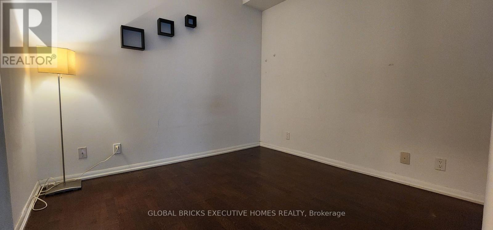 501 - 832 Bay Street, Toronto, Ontario  M5S 1Z6 - Photo 11 - C13219866