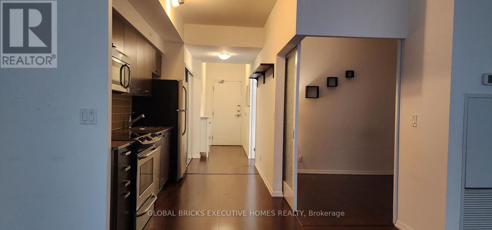 501 - 832 Bay Street, Toronto, Ontario  M5S 1Z6 - Photo 13 - C13219866